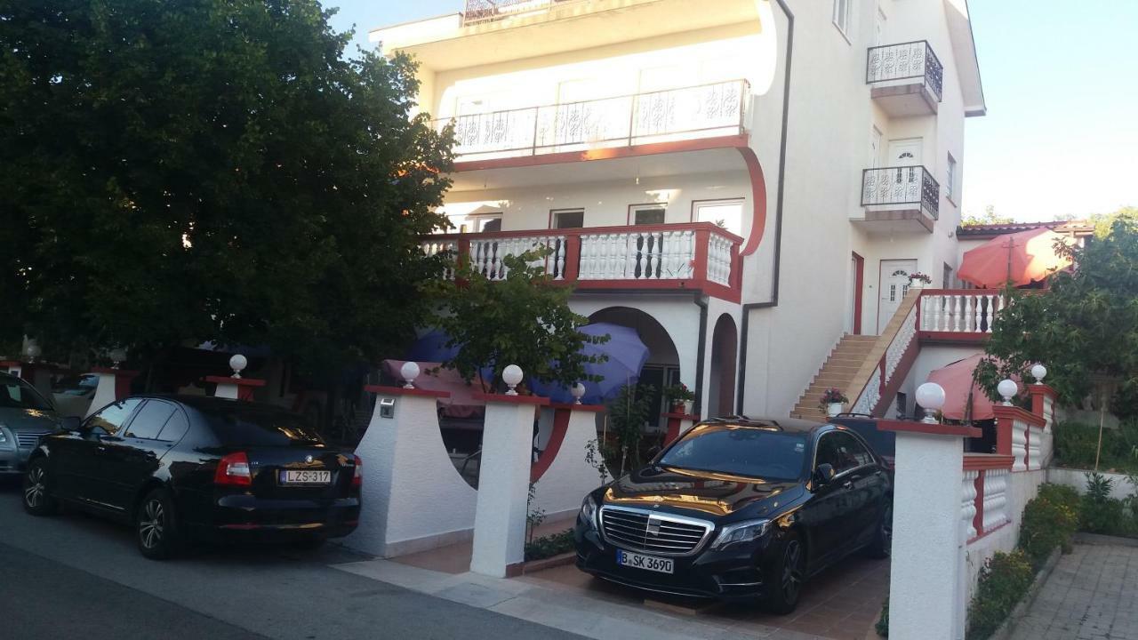 Apartmani Nina Crikvenica Exterior photo